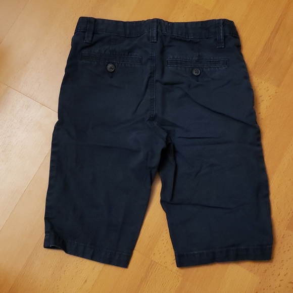 H&M cotton Chino Shorts - Picture 2 of 3